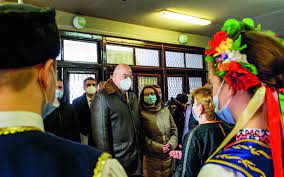 Dendias visits ethnic Greeks of Ukraine